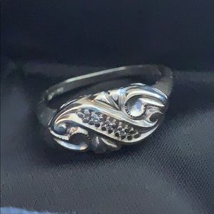 Ladies vintage ring